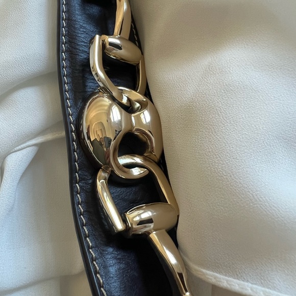Gucci Hobo Tote Mint Condition - Picture 14 of 15